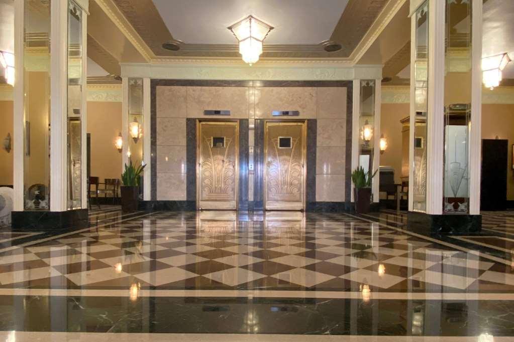 Ambassador Hotel Милуоки Интериор снимка